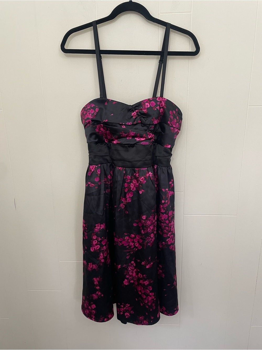 Torrid Satin Floral Dress SIze 14 Black Pink Floral Tulle Lining Whimsy Goth